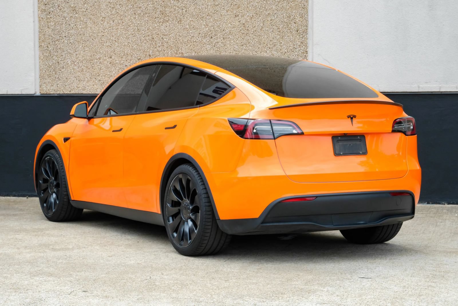 Used 2022 Tesla Model Y Performance AWD/4WD image 9