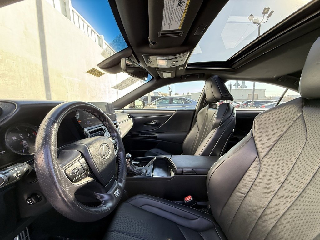 Used 2023 Lexus ES 350 F Sport image 5