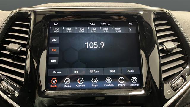 Used 2021 Jeep Cherokee Limited AWD/4WD image 18