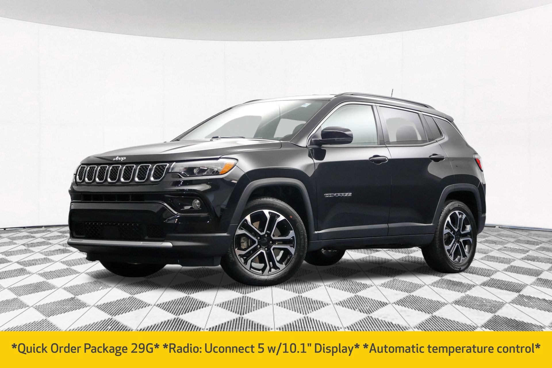 Used 2023 Jeep Compass Limited AWD/4WD image 2