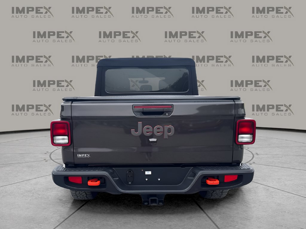 Used 2023 Jeep Gladiator Mojave w/ Cold Weather Group AWD/4WD image 4