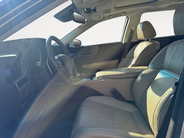 Used 2018 Lexus LS 500 w/ Interior Upgrade Package image 9
