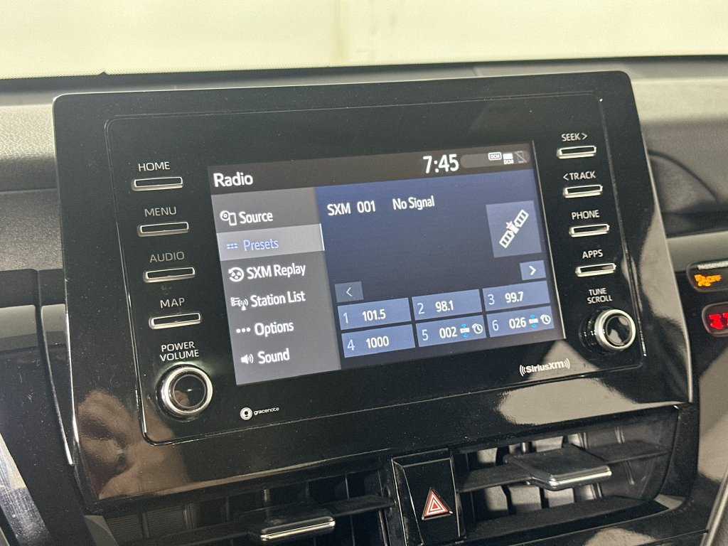 Used 2023 Toyota Camry SE FWD image 31