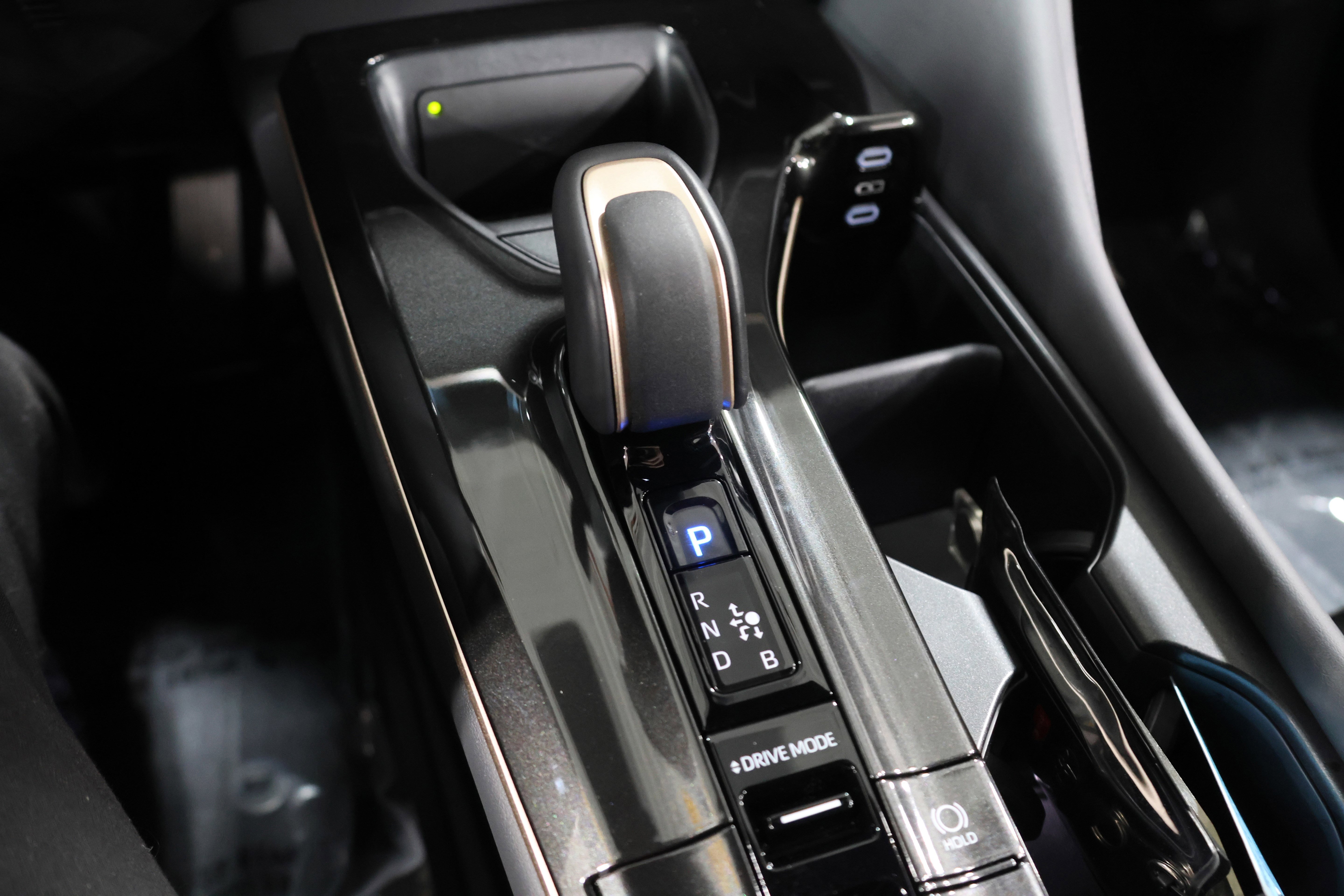 Used 2025 Toyota Crown XLE image 29