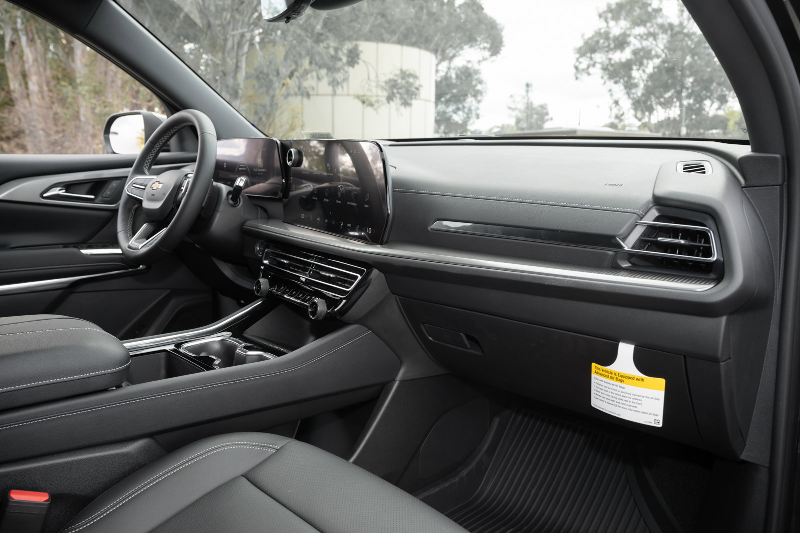 New 2026 Chevrolet Traverse LT w/ Driver Confidence Package image 40