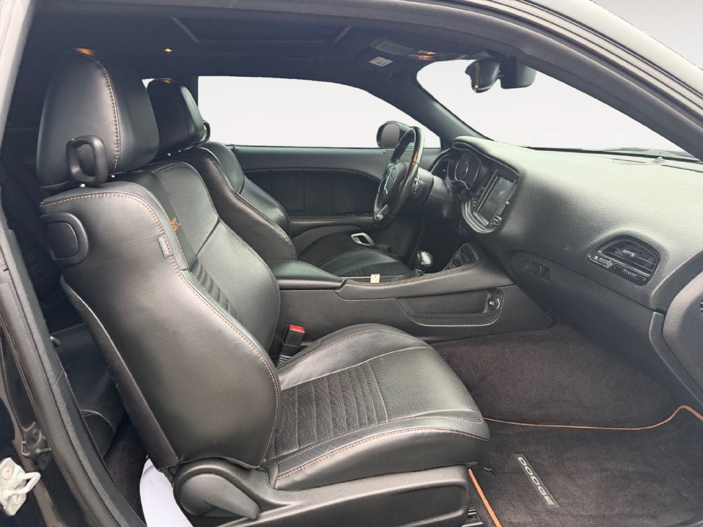 Used 2016 Dodge Challenger R/T Plus RWD image 24