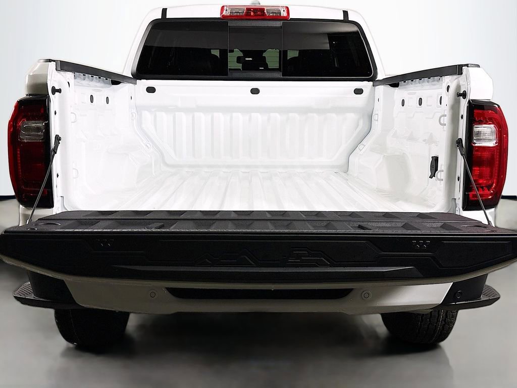 New 2026 GMC Canyon AT4 image 26