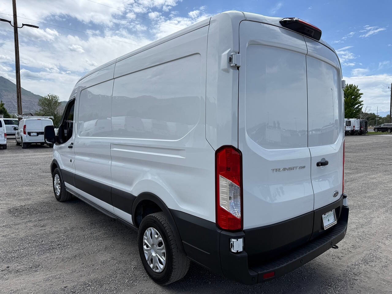 Used 2023 Ford Transit 250 Medium Roof w/ Load Area Protection Package RWD image 5