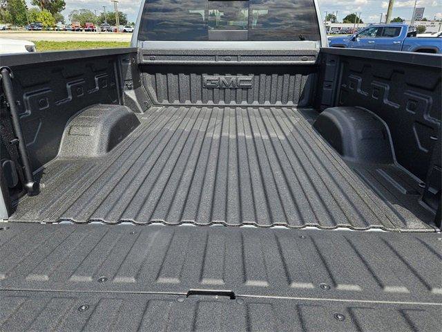 New 2025 GMC Sierra 3500 SLT w/ SLT Convenience Package image 13