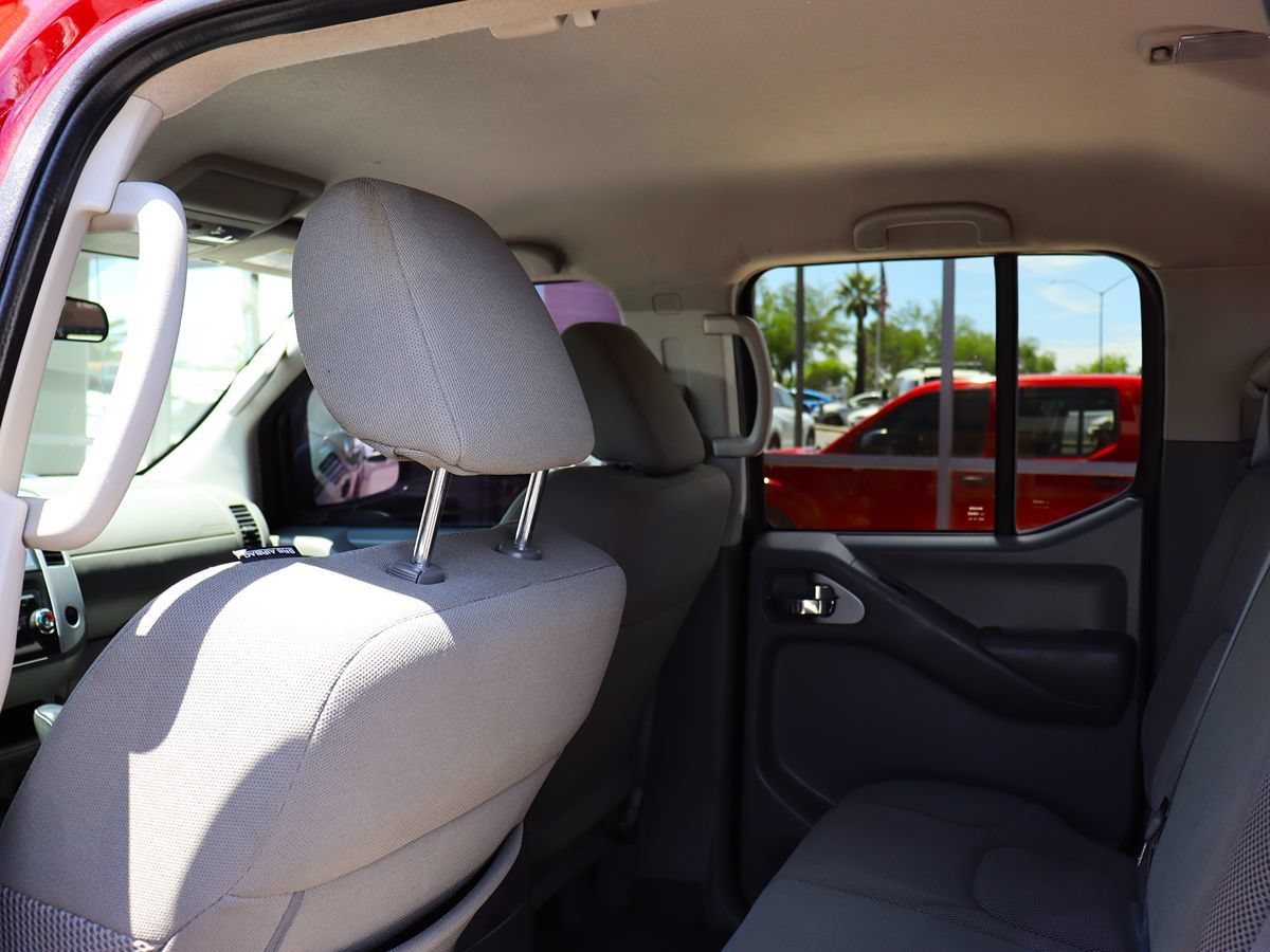 Used 2021 Nissan Frontier SV RWD image 34