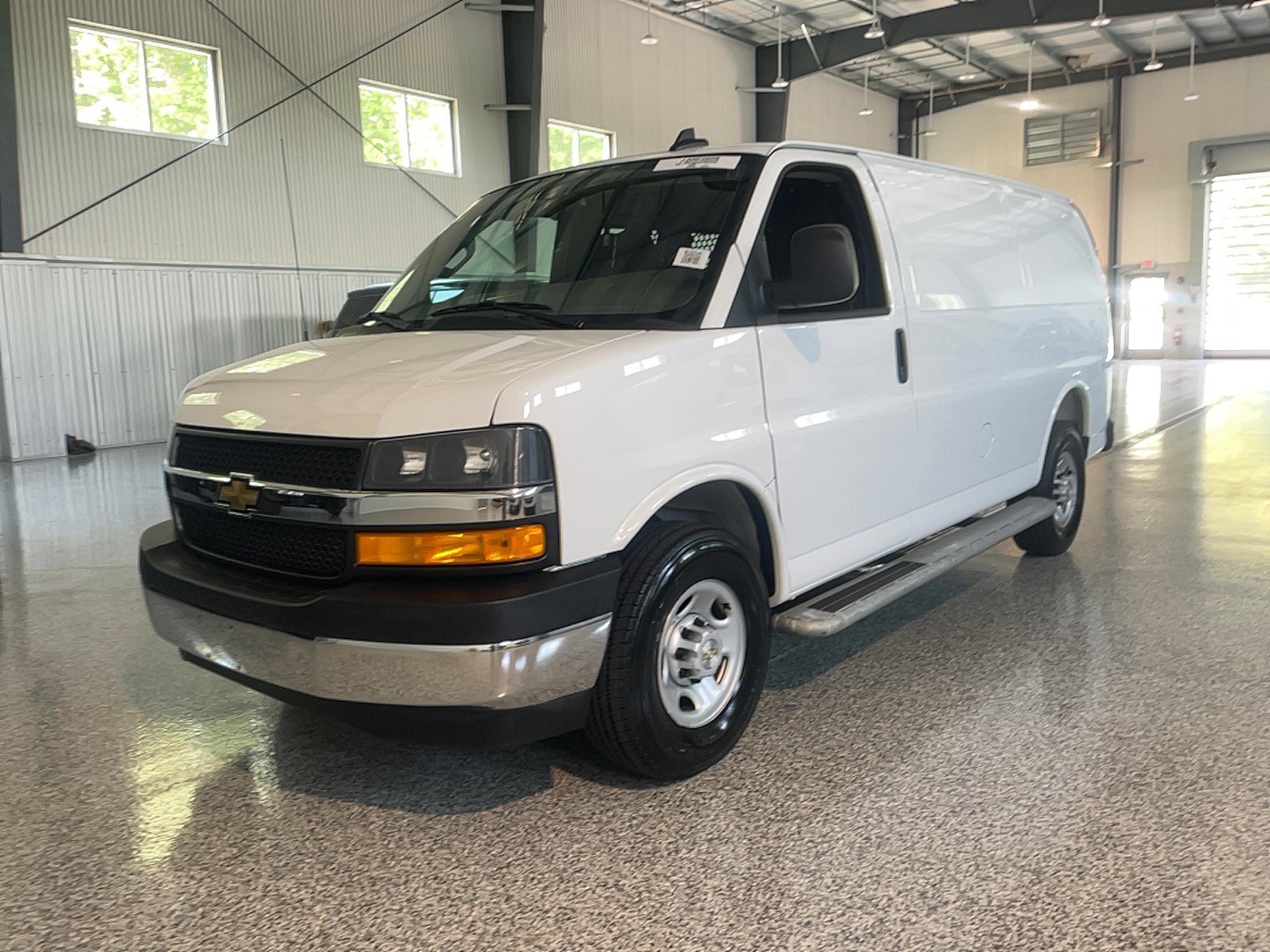 Used 2025 Chevrolet Express 2500 w/ Driver Convenience Package RWD image 8