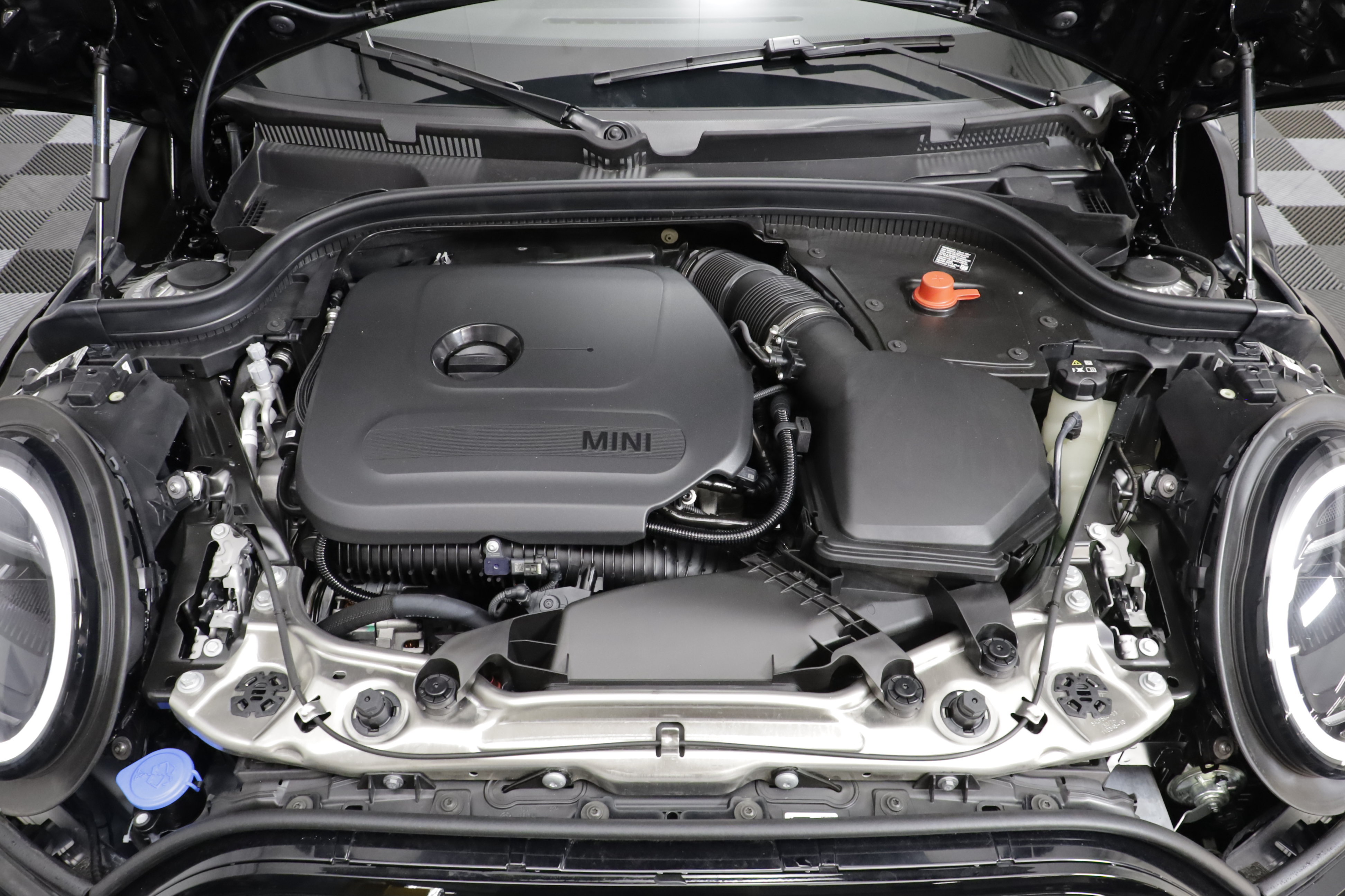 New 2027 MINI Cooper 4-Door Hardtop FWD image 29