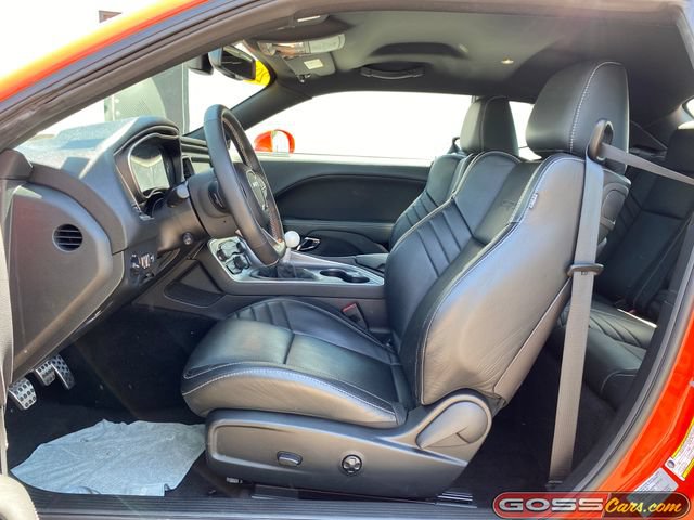 Used 2016 Dodge Challenger SRT Hellcat RWD image 25