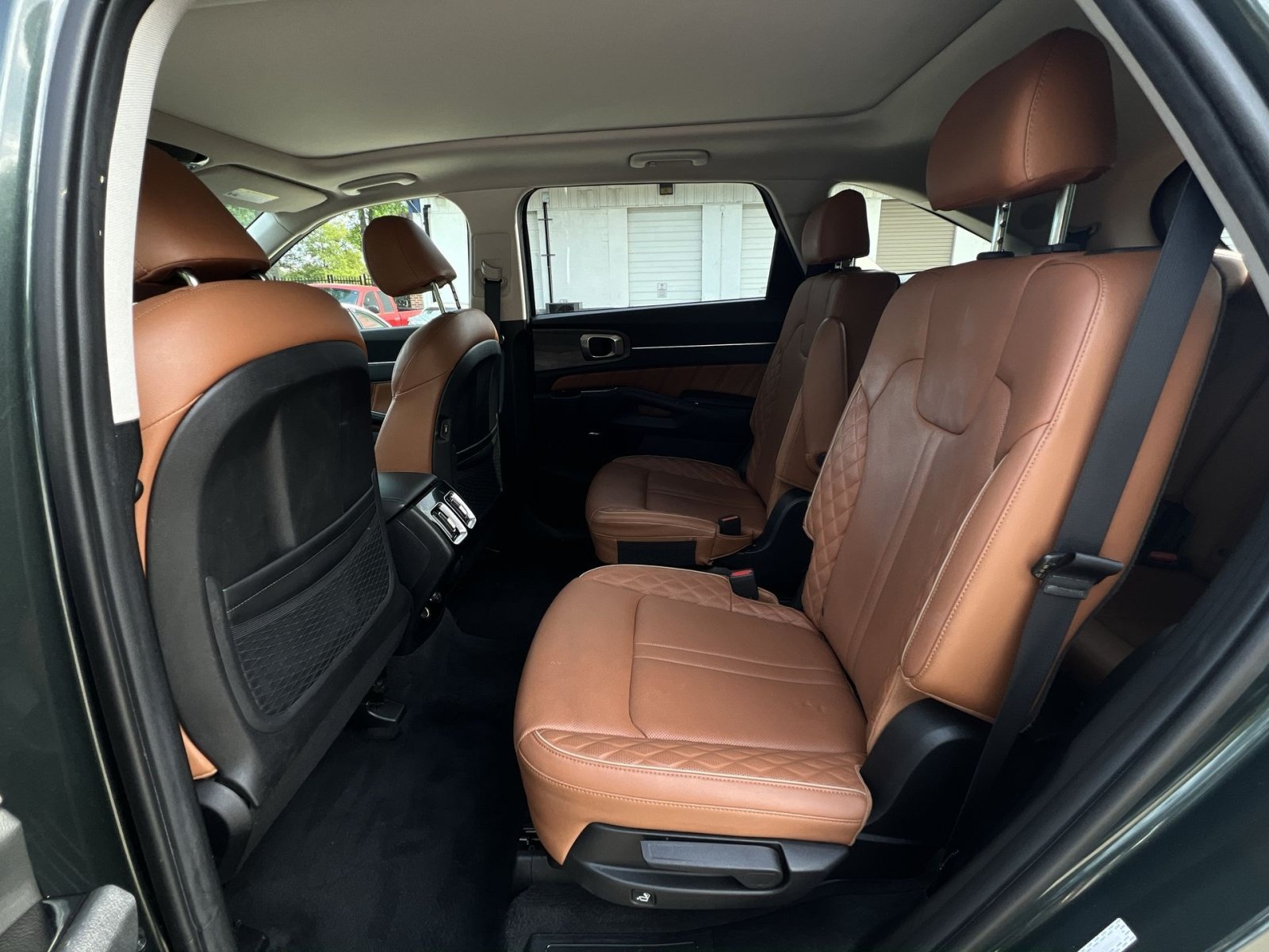 Used 2022 Kia Sorento SX Prestige w/ Rust Color Package AWD/4WD image 31