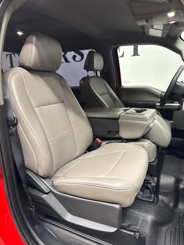 Used 2022 Ford F550 XL Crew Cab 203 4WD w/ Power Equipment Group image 33