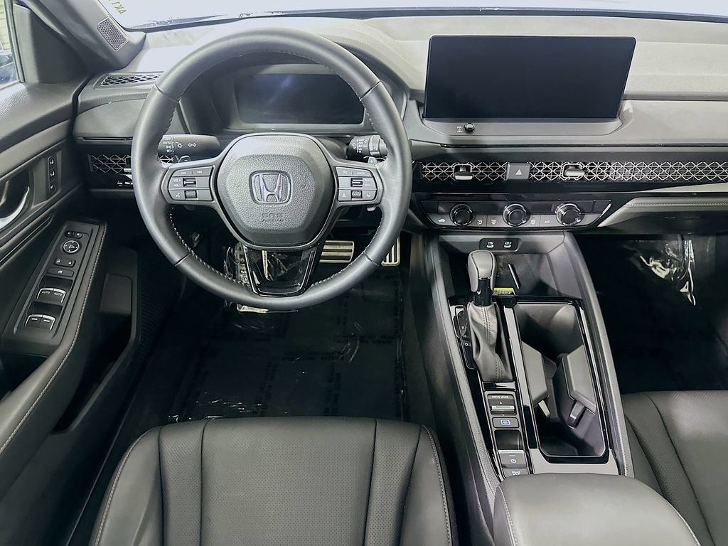 Used 2025 Honda Accord Sport image 17