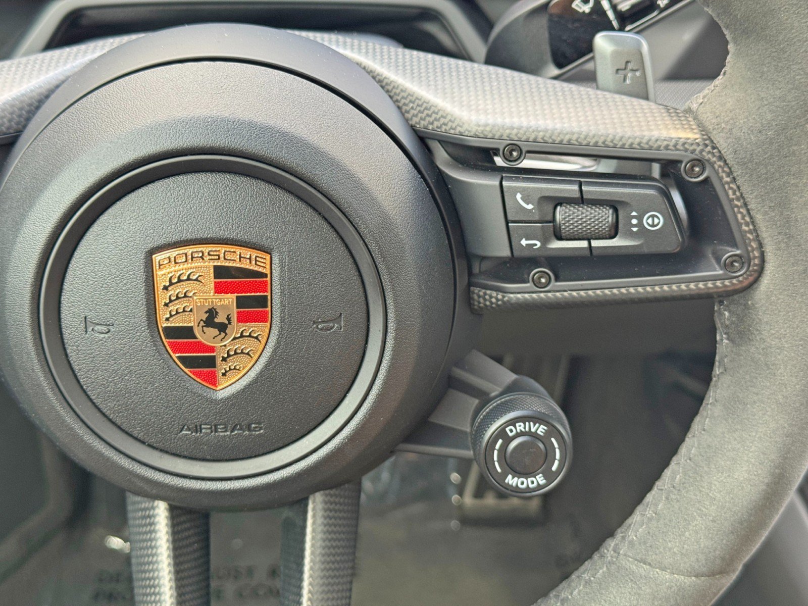 Used 2024 Porsche 911 Carrera w/ Premium Package RWD image 21