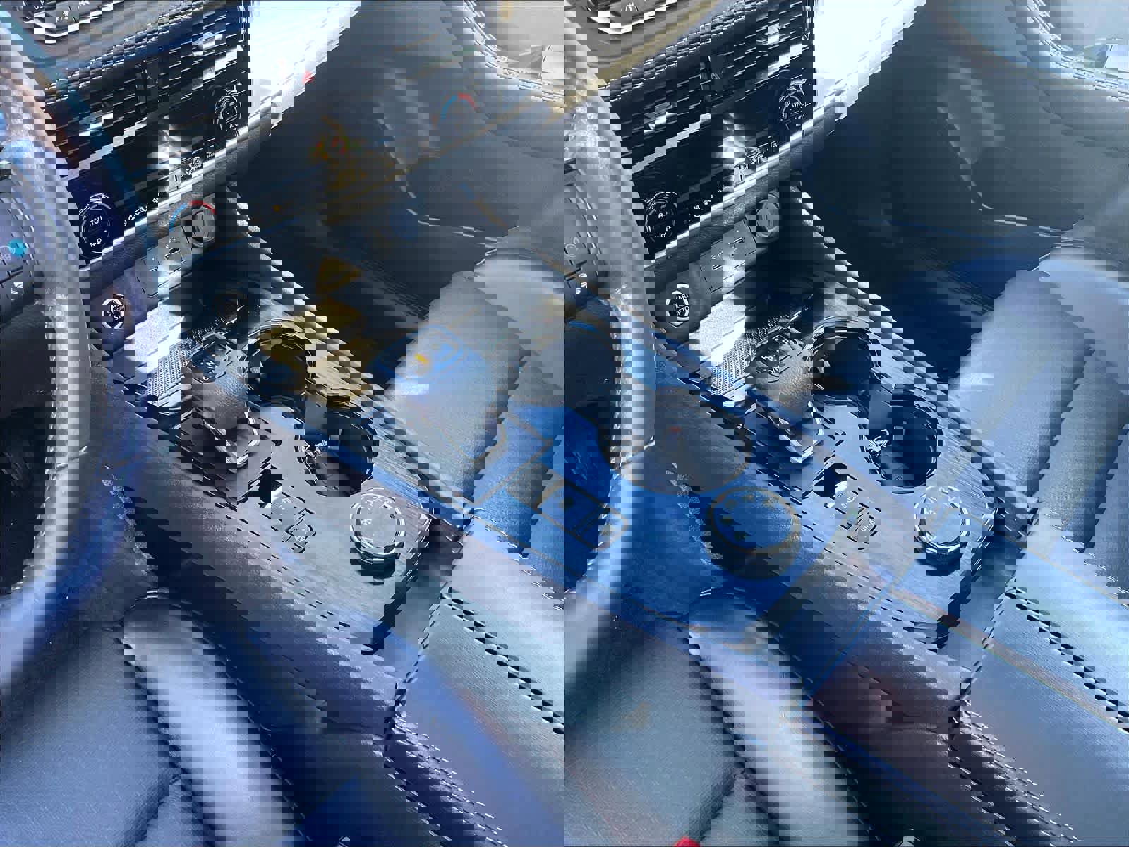 Certified 2023 Nissan Rogue SV w/ SV Premium Package image 20