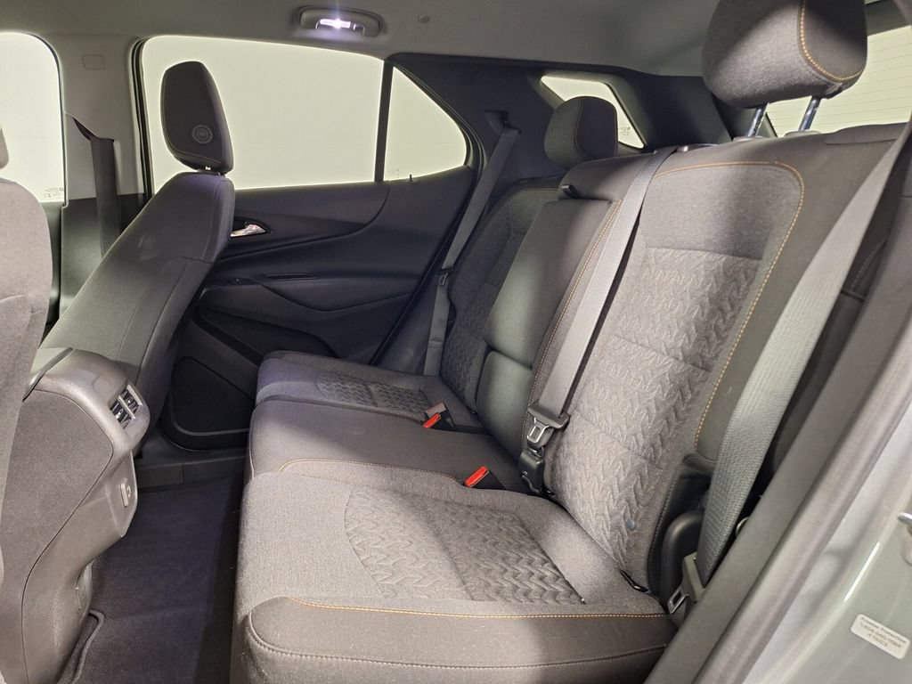 Used 2024 Chevrolet Equinox LT FWD image 12
