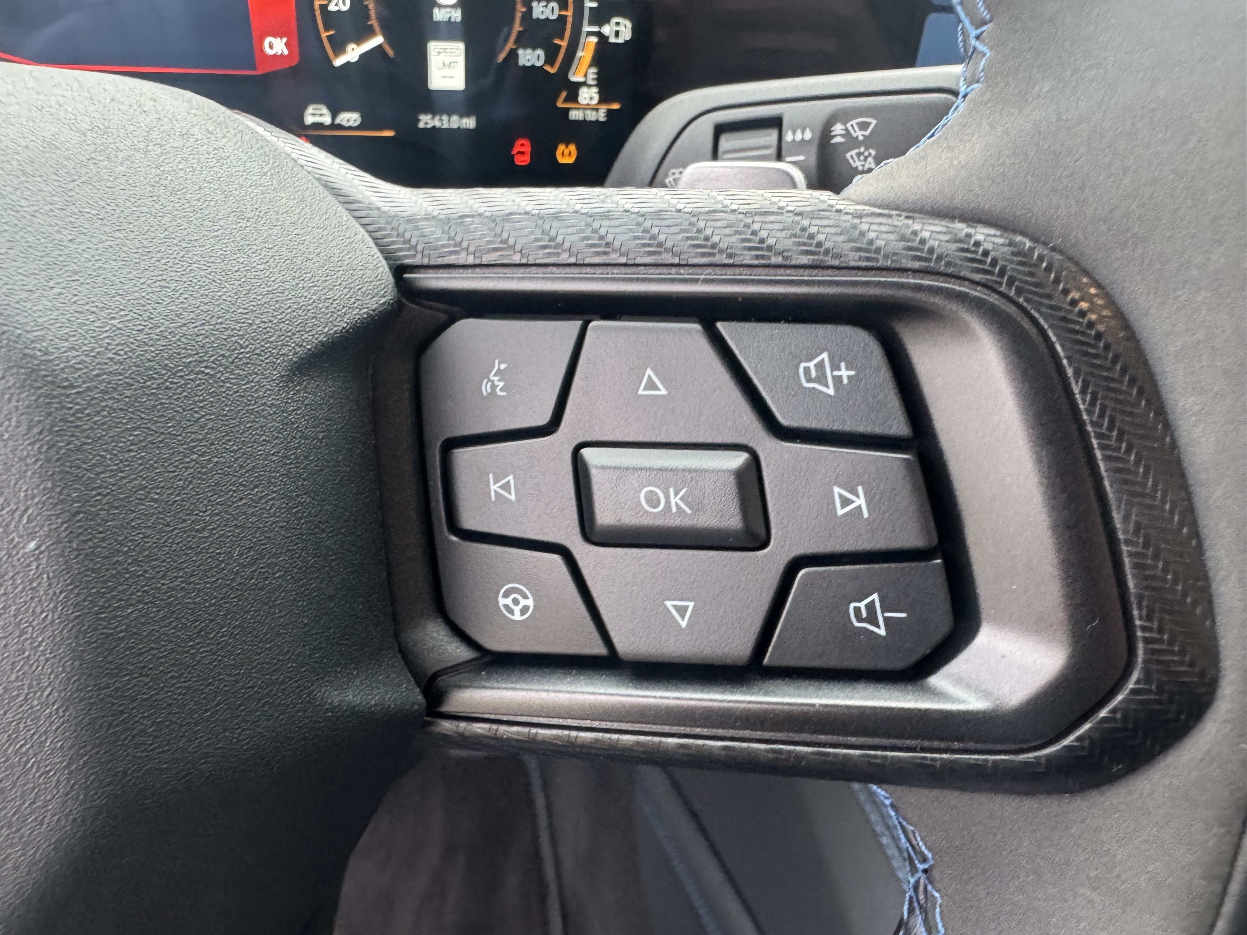 Used 2024 Ford Mustang Dark Horse RWD image 18