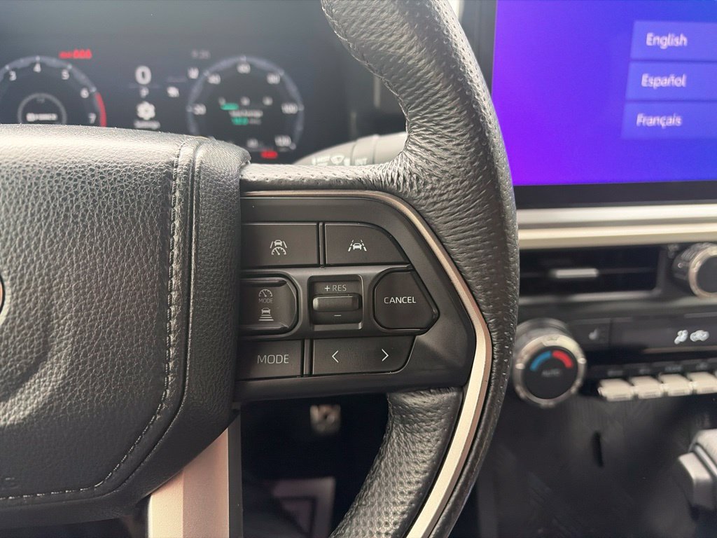 Used 2024 Toyota Tacoma TRD Sport AWD/4WD image 25