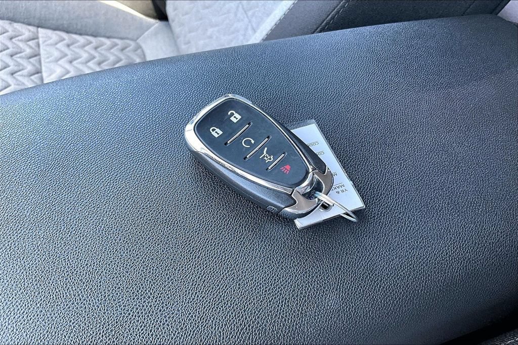Used 2023 Chevrolet Equinox LT w/ Driver Convenience Package FWD image 33