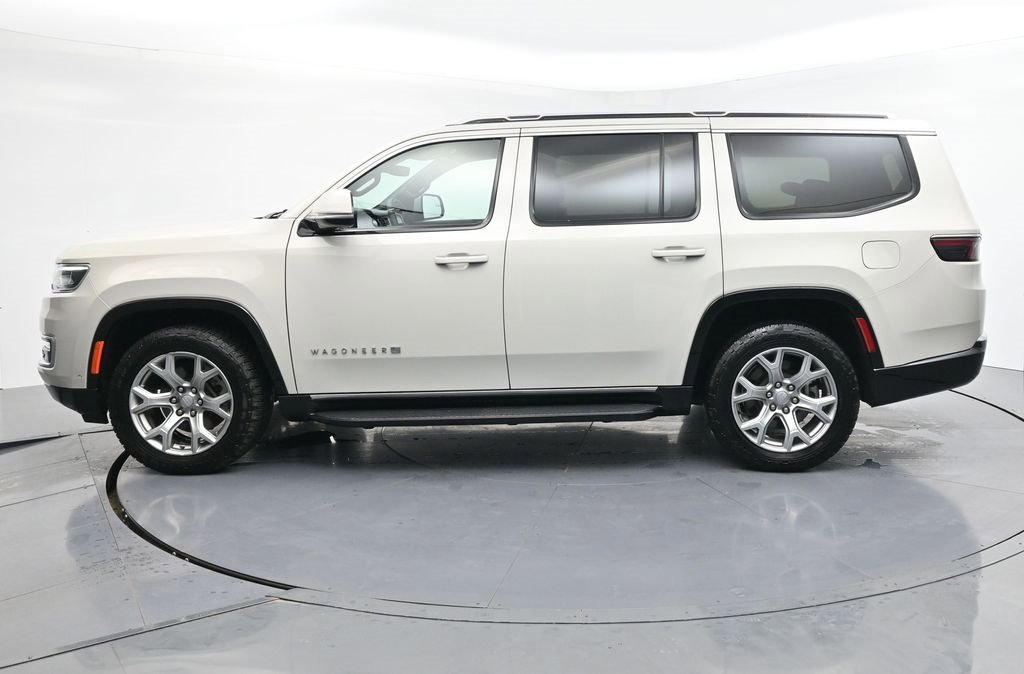 Used 2022 Jeep Wagoneer Series II image 3