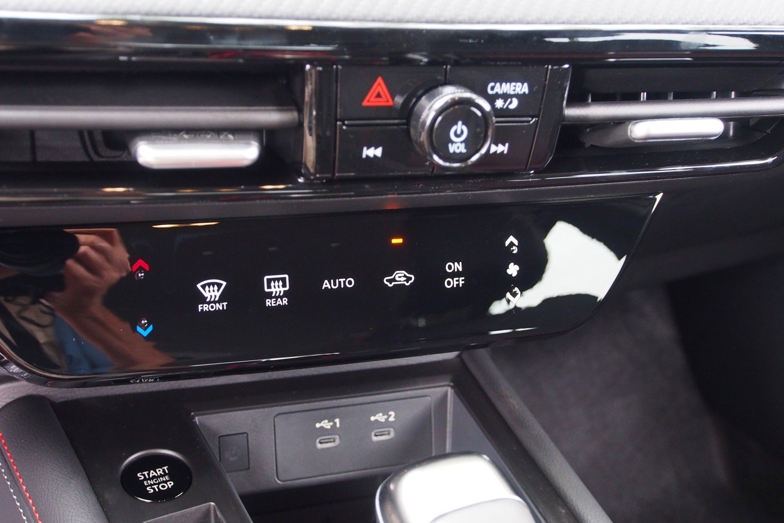 Used 2026 Nissan Kicks SR image 23