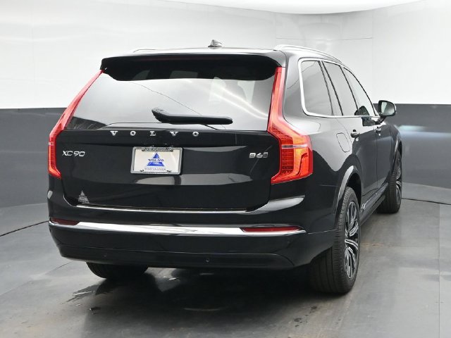 Used 2024 Volvo XC90 B6 Plus w/ Protection Package AWD/4WD image 8