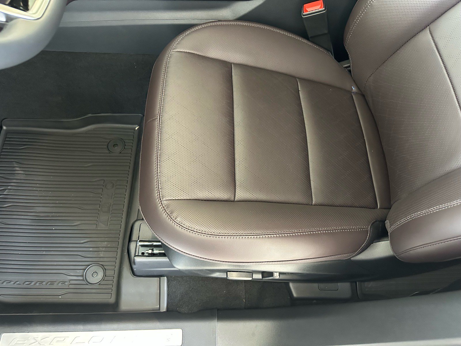 New 2026 Ford Explorer Platinum RWD image 23