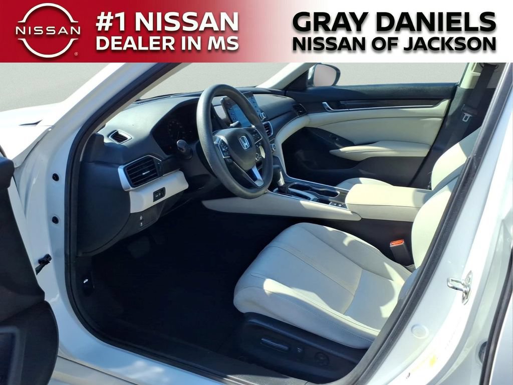 Used 2019 Honda Accord EX image 24