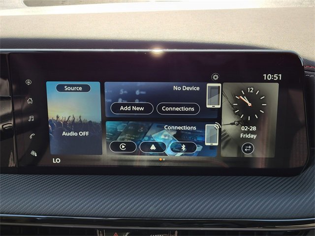 New 2025 Nissan Kicks SR image 29