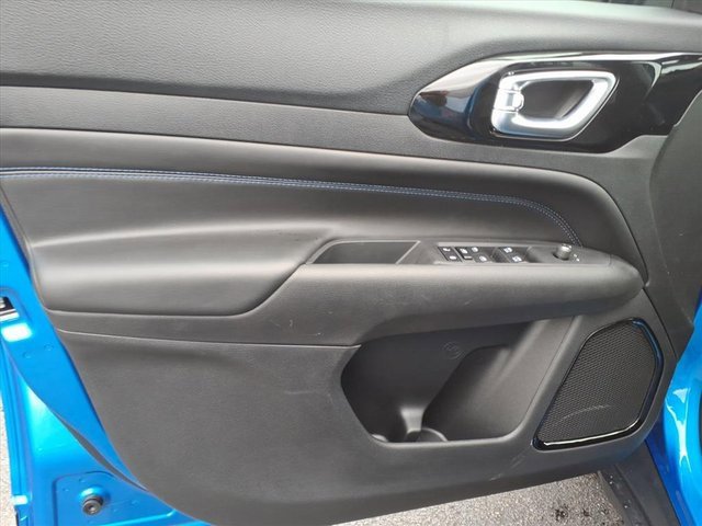 New 2026 Jeep Compass Latitude image 8