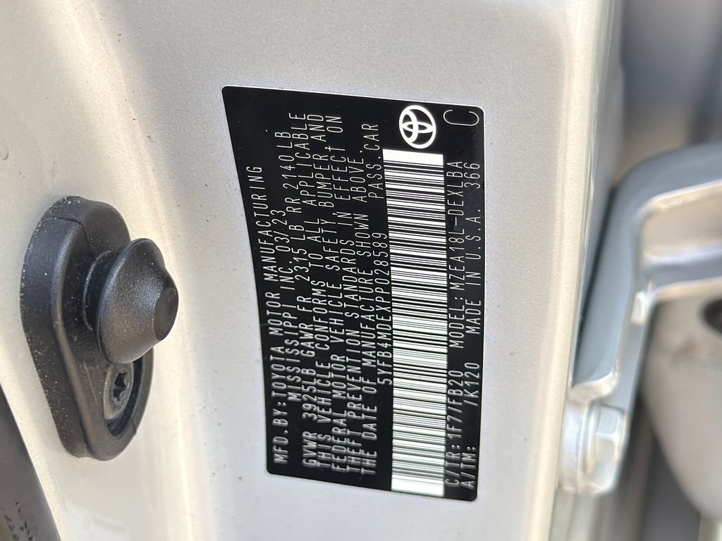 Used 2023 Toyota Corolla LE FWD image 32
