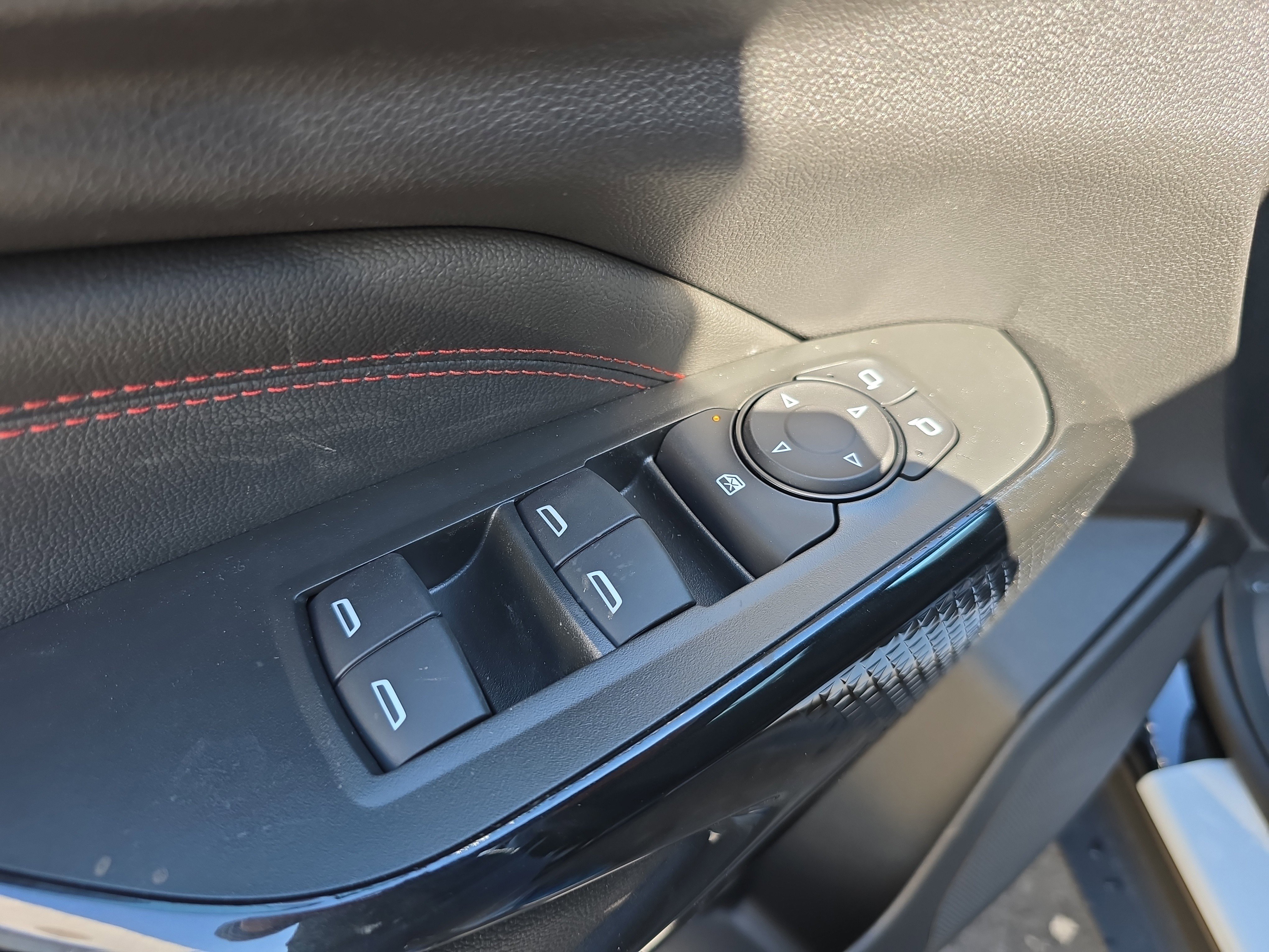 New 2026 Chevrolet Trax RS image 18