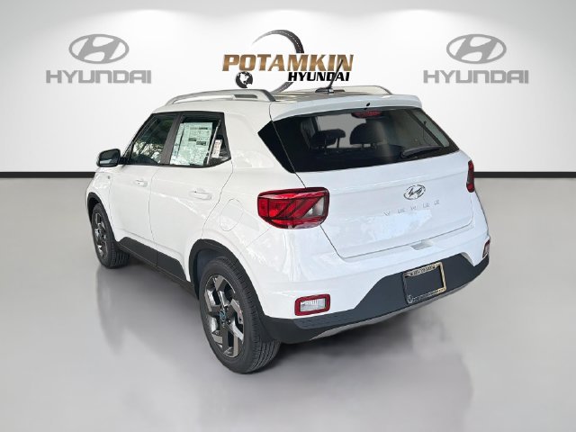New 2026 Hyundai Venue SEL FWD image 7
