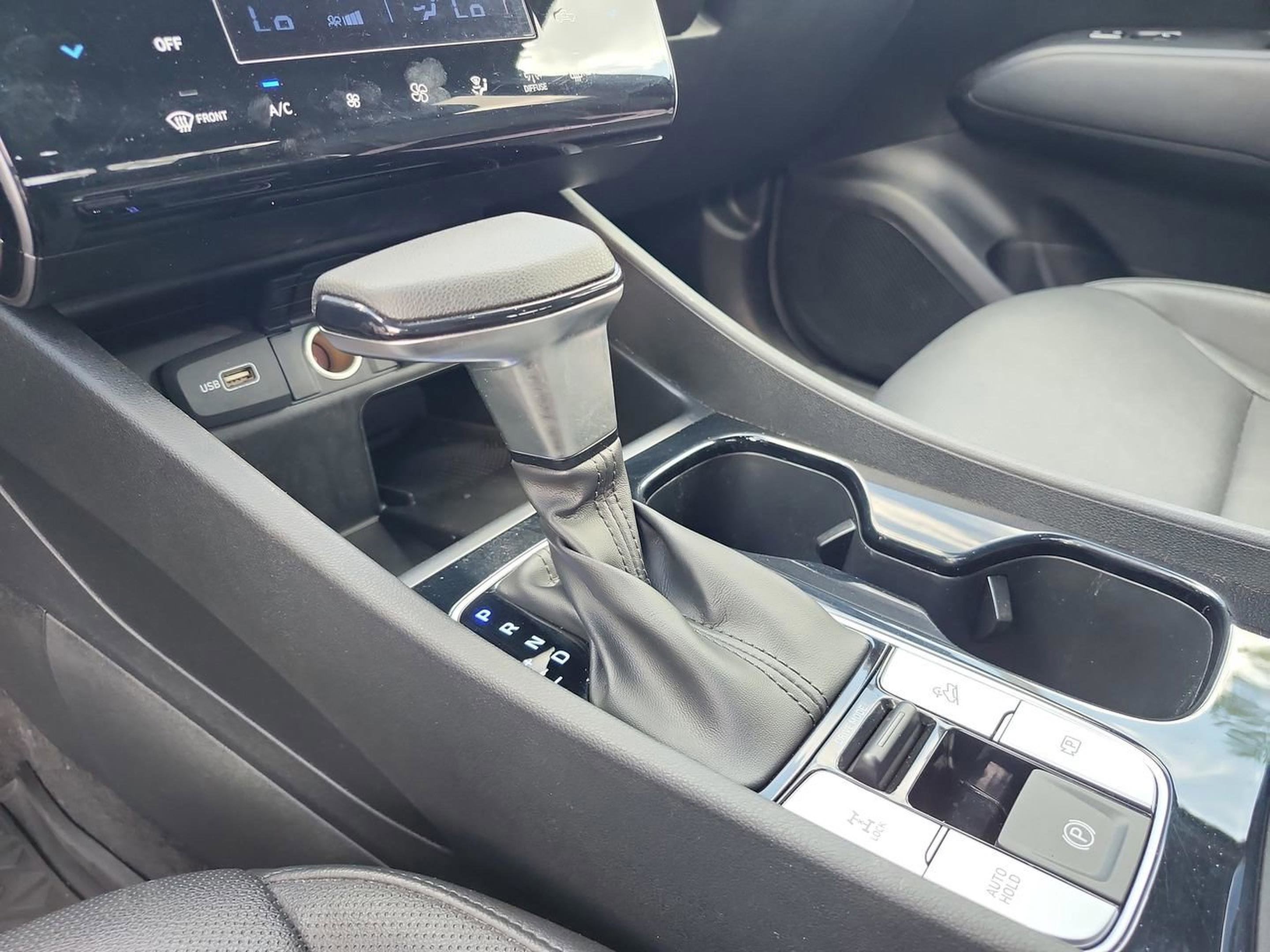 Used 2024 Hyundai Santa Cruz Night image 14