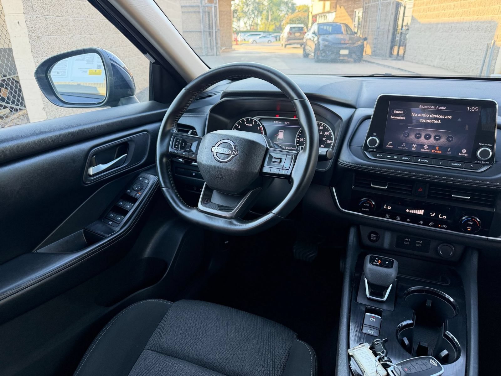 Used 2025 Nissan Rogue SV FWD image 36