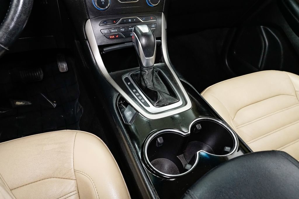 Used 2015 Ford Edge SEL w/ Equipment Group 201A image 17