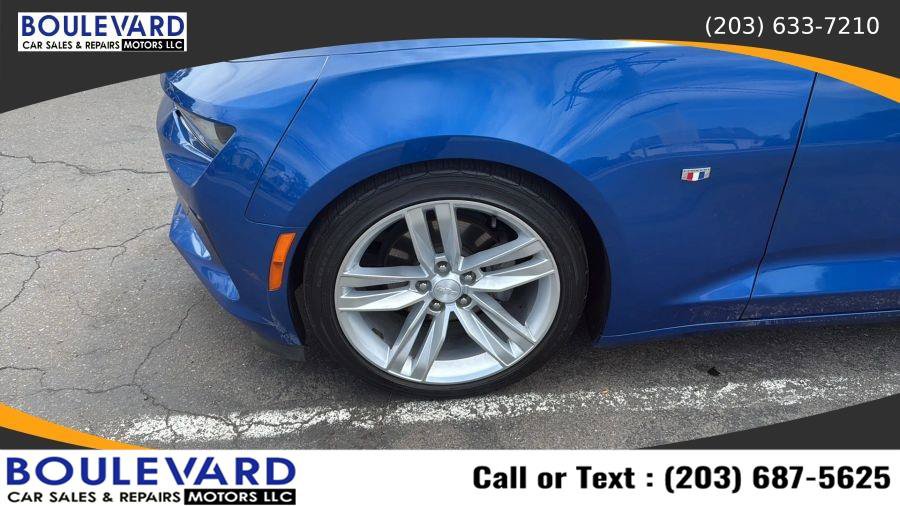 Used 2018 Chevrolet Camaro LT w/ RS Package RWD image 9