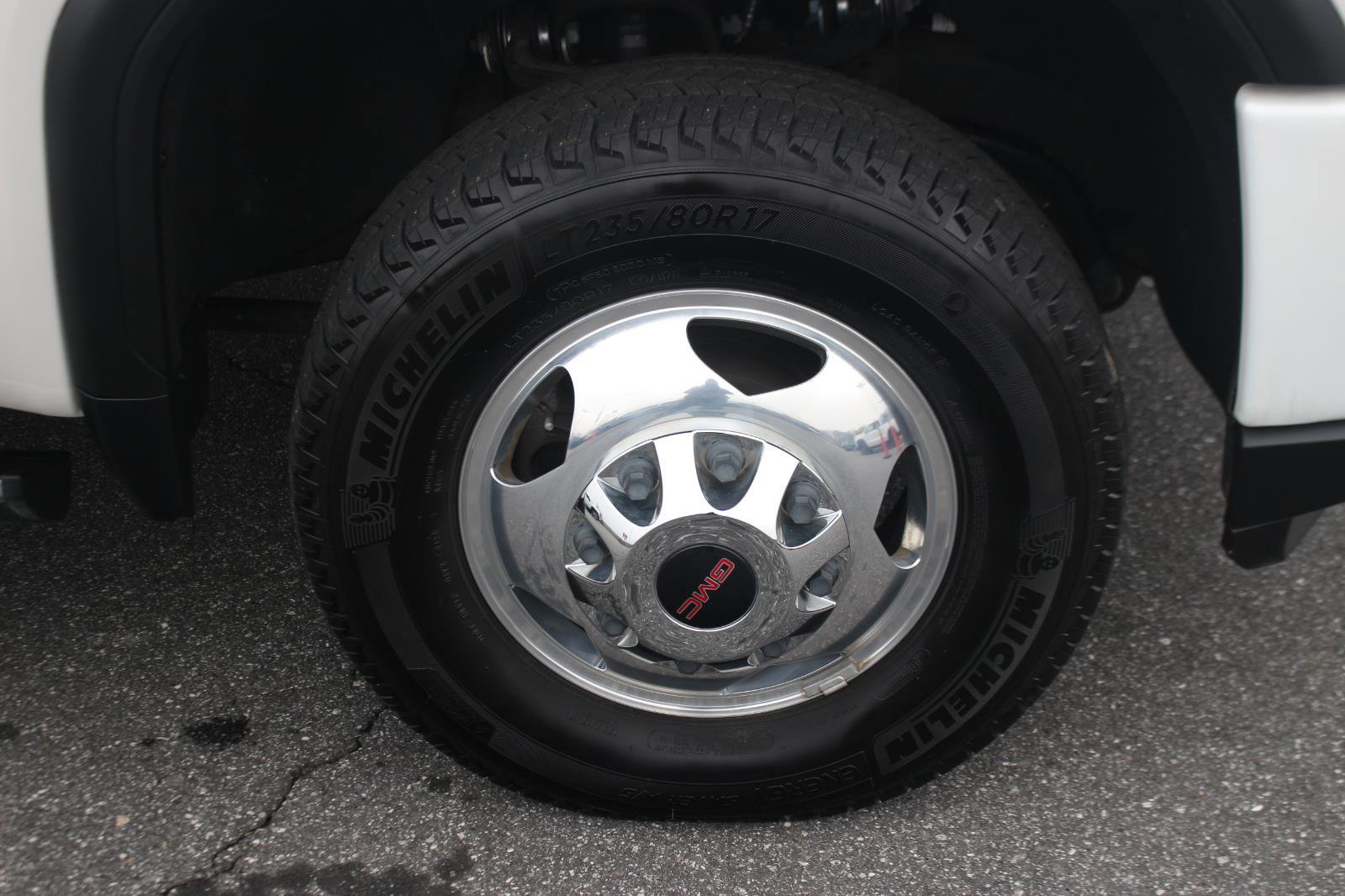 Used 2023 GMC Sierra 3500 Denali w/ Denali Ultimate Package image 41