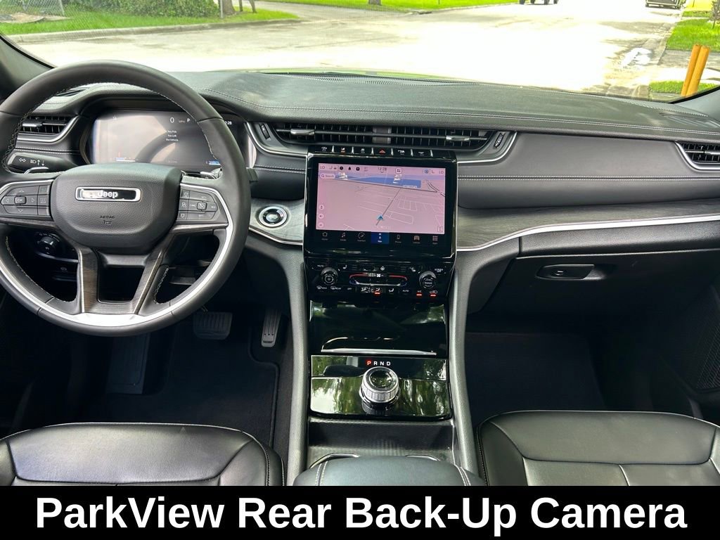 Certified 2024 Jeep Grand Cherokee Limited w/ Black Appearance Package image 13