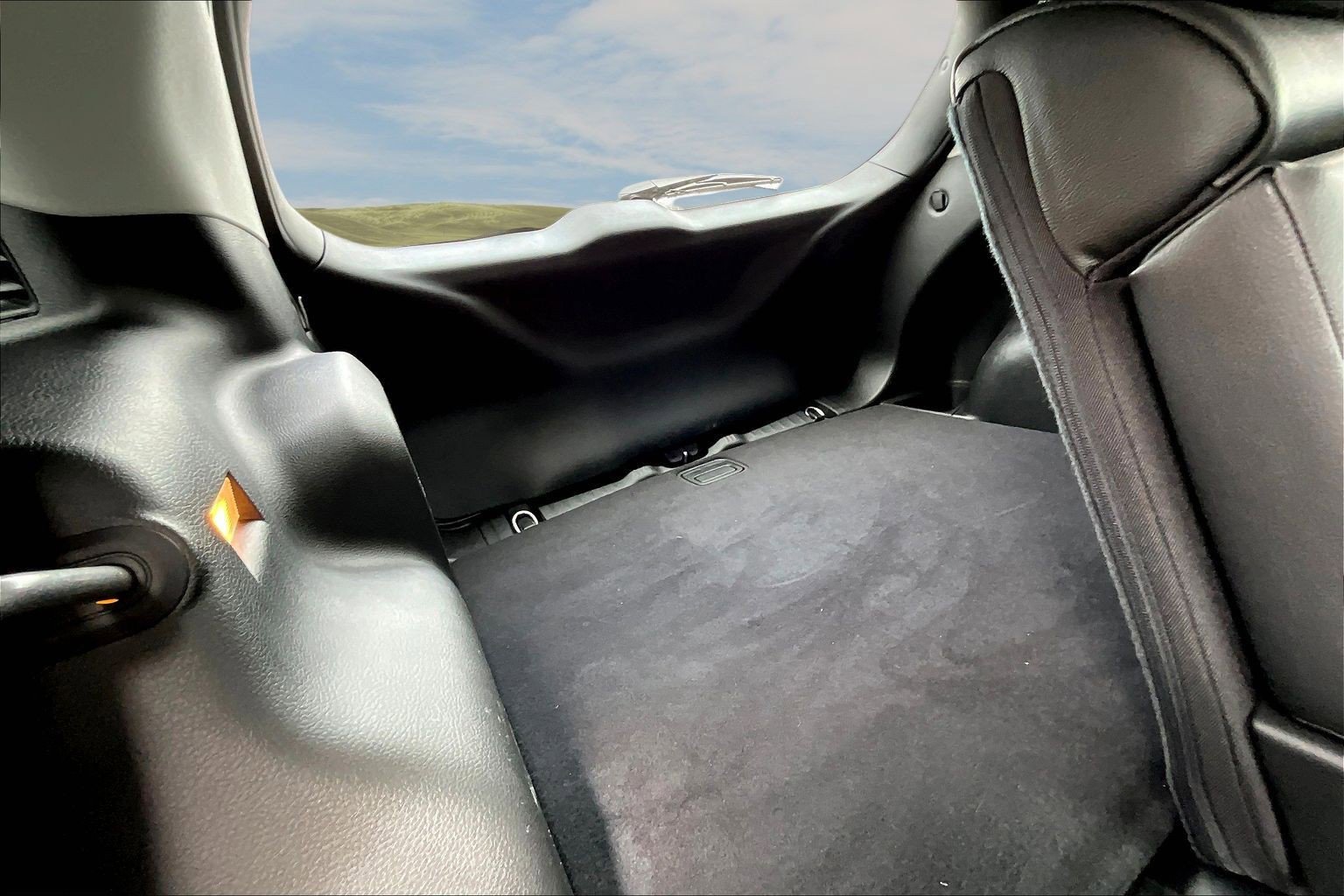 Used 2022 Jeep Compass Limited w/ Sun and Sound Group image 17