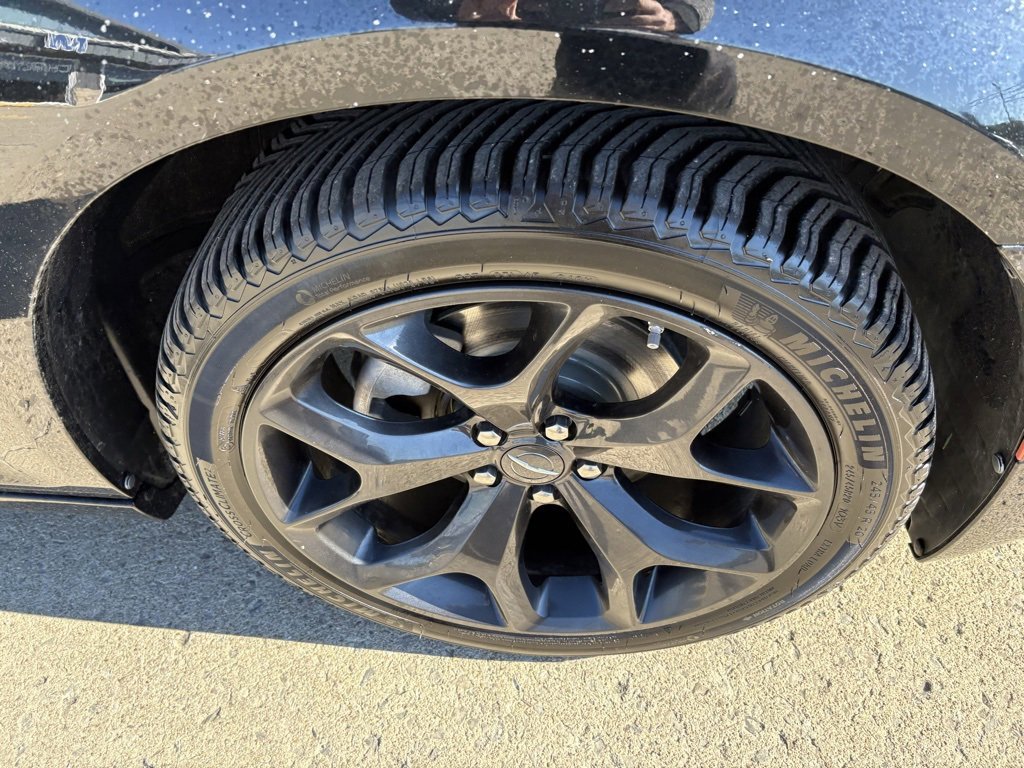 Used 2022 Chrysler 300 S image 16