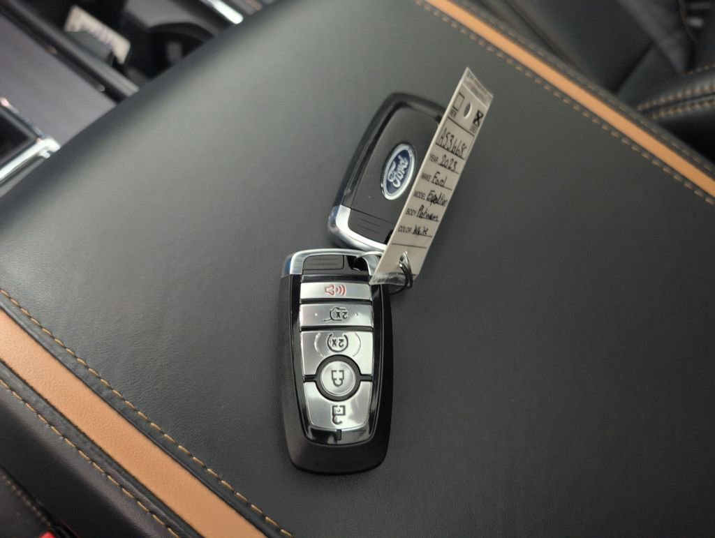 Used 2023 Ford Expedition Platinum image 42