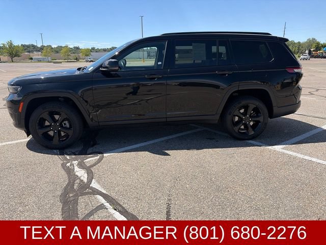 Used 2021 Jeep Grand Cherokee L Laredo AWD/4WD image 2