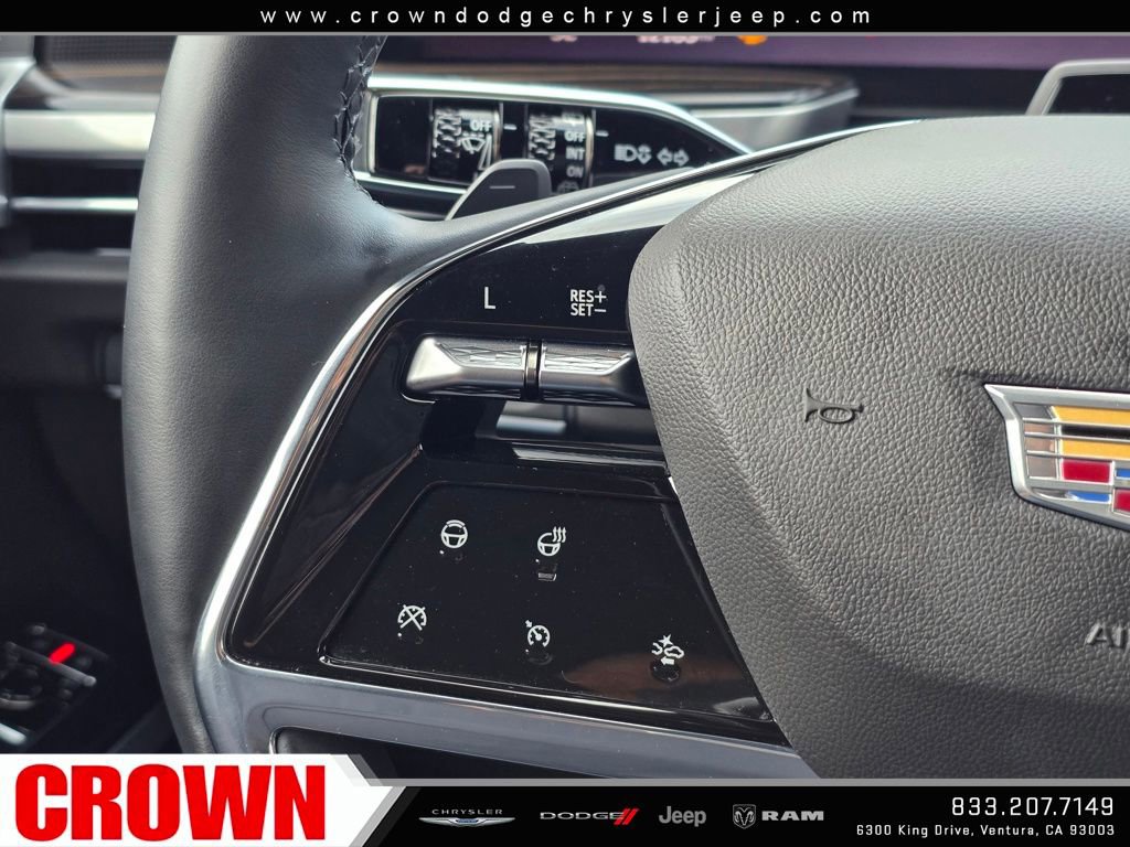 Used 2025 Cadillac Escalade ESV Premium Luxury image 33