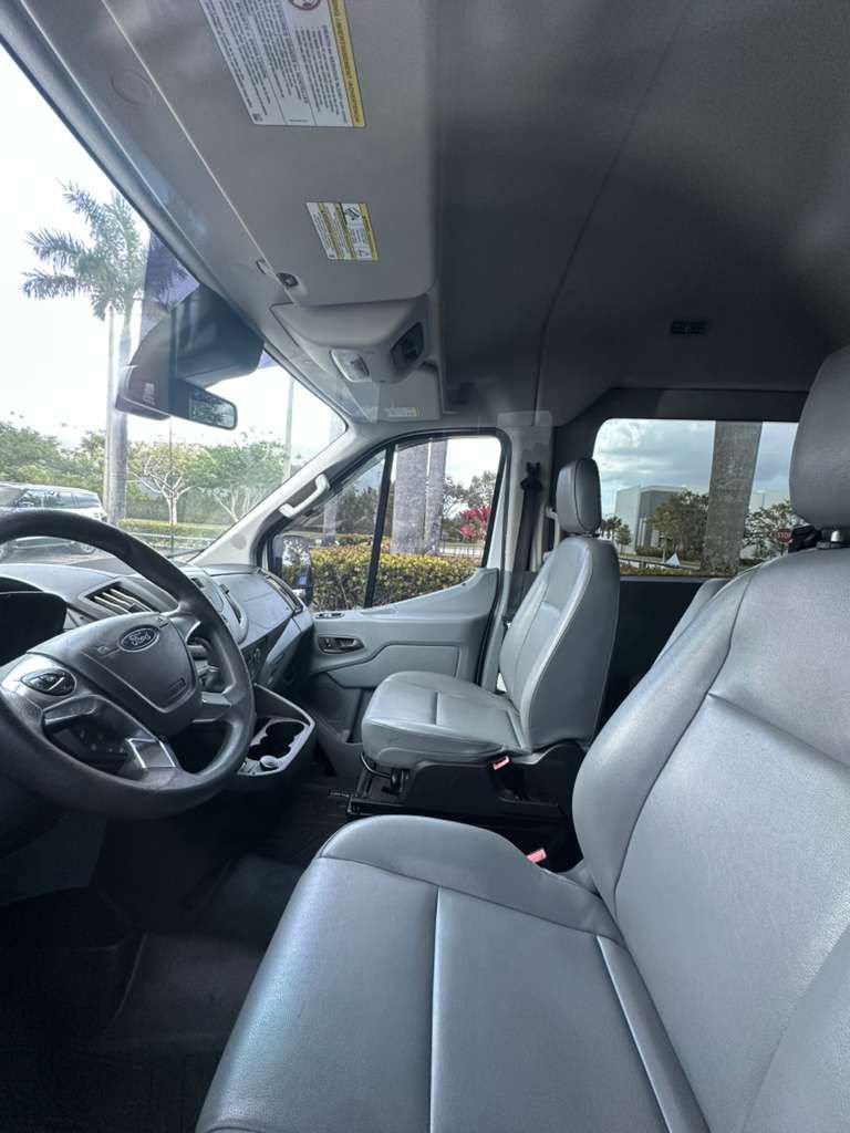 Used 2019 Ford Transit 150 XL RWD image 11