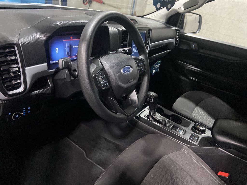 Used 2024 Ford Ranger XL image 10