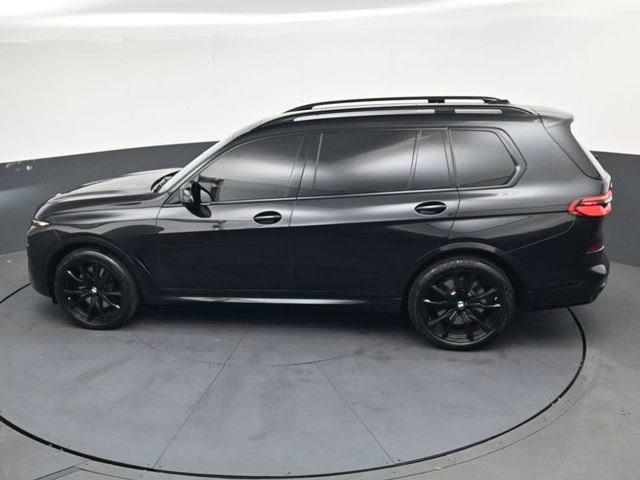 Used 2025 BMW X7 M60i AWD/4WD image 26